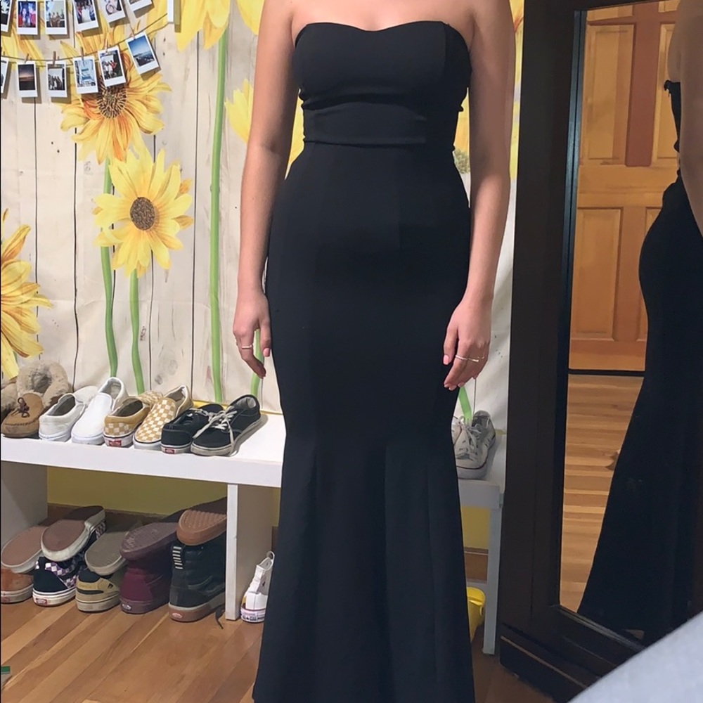 Black prom dress